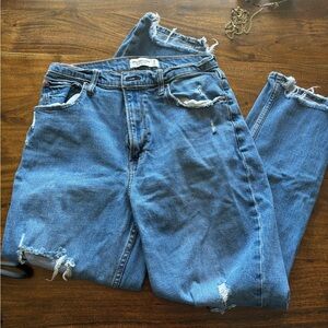 Abercrombie & Fitch The Ankle Straight Ultra High Rise Jeans